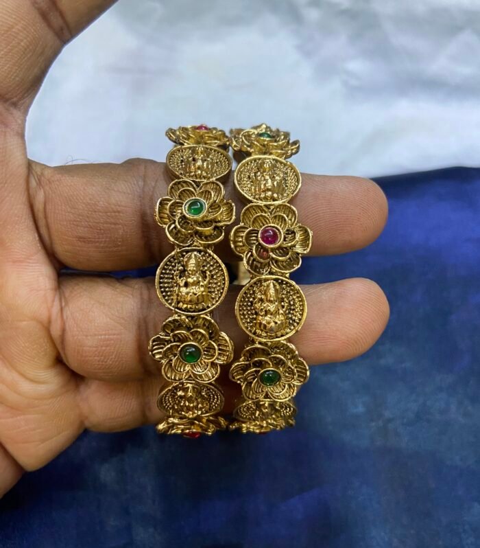 Antique kada Lakshmi with rose bangle