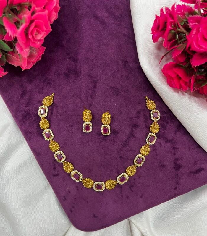 Temple Necklace The look is very Simple and Elegant