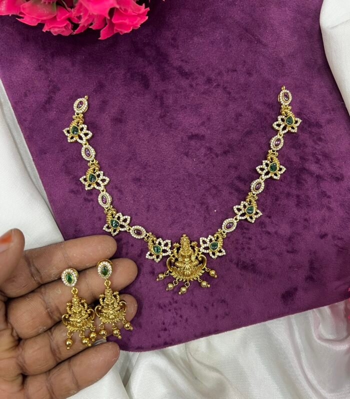 Temple Design Necklace Very Traditional Model