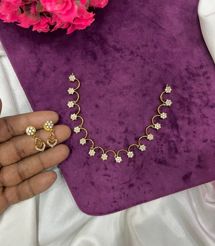 Star Design Necklace Fancy model Can use Western Dress