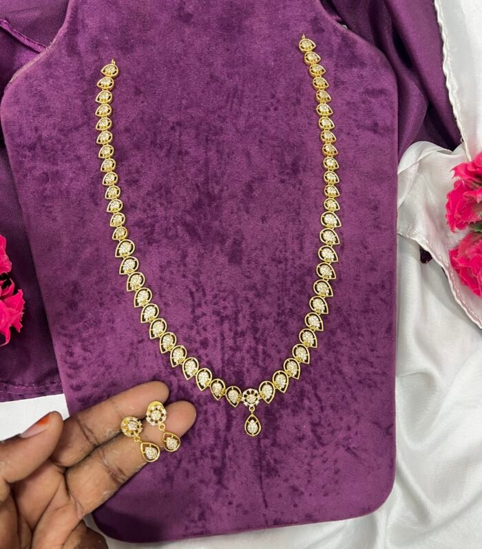 Simple Haram But Look wise Original Gold Design Full White Stones