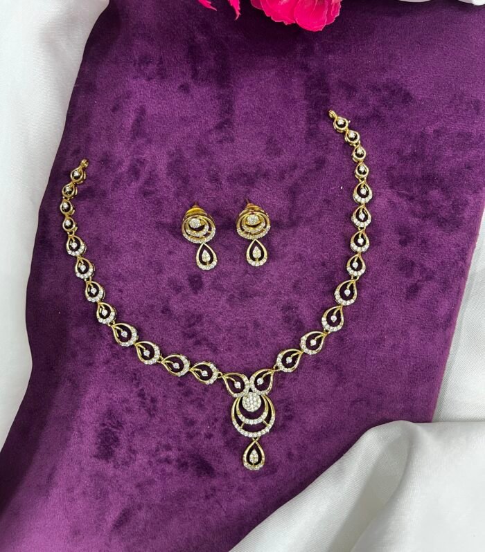 Diamond Replica Necklace one of the best selling ever