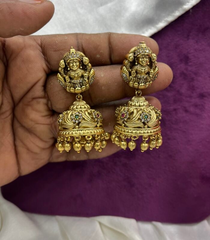 Lakshmi Jhumka The face Very Cleared design