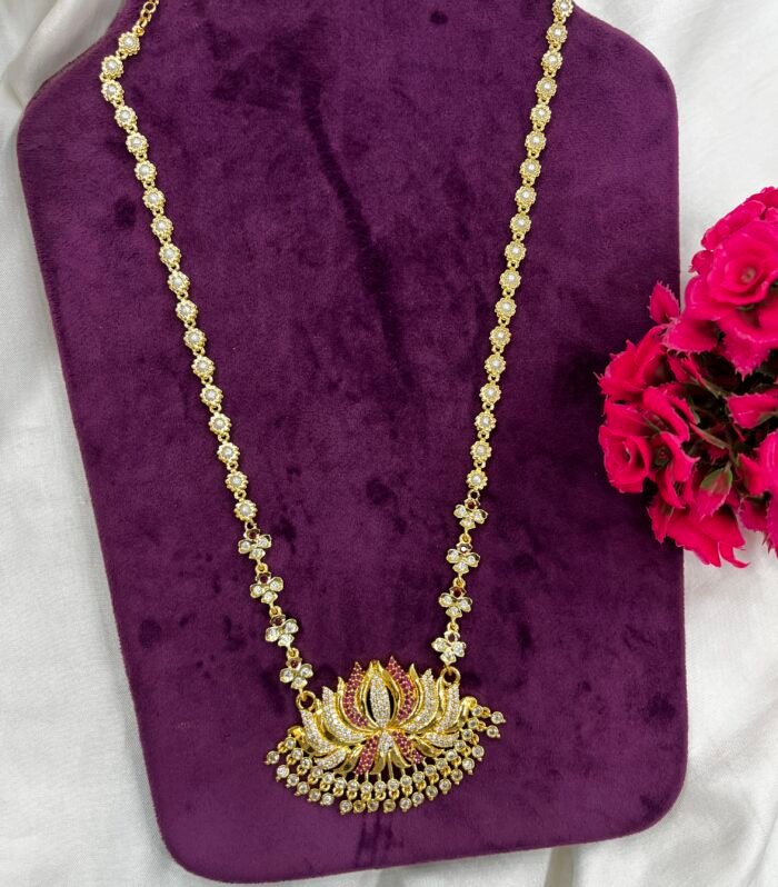 Lotus Stone Dollar Micro plated Chain