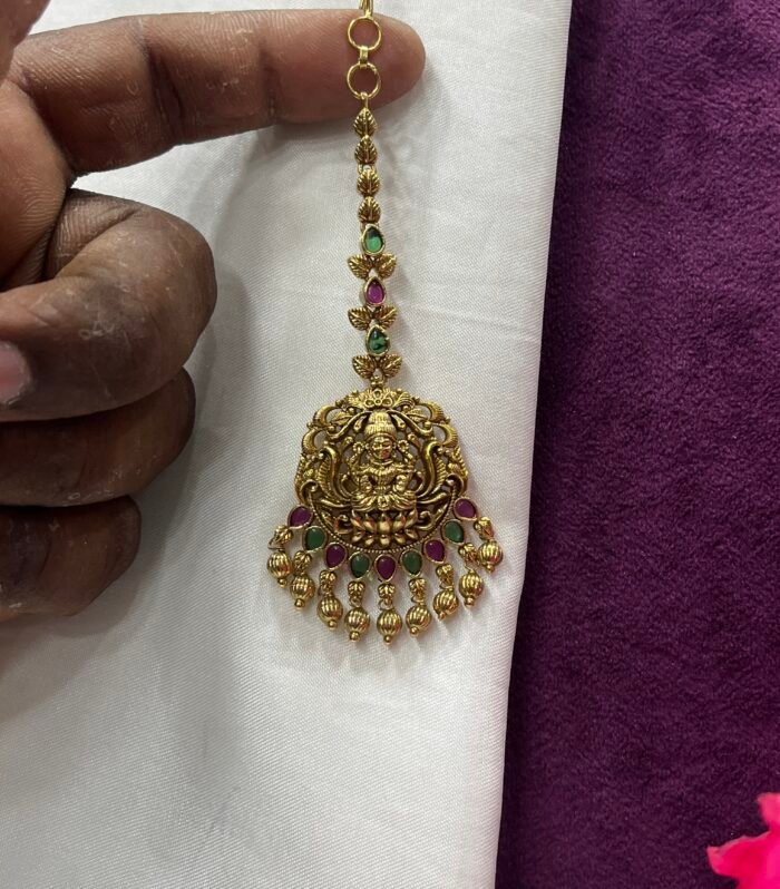 Multi Colour Tikka with brass Made