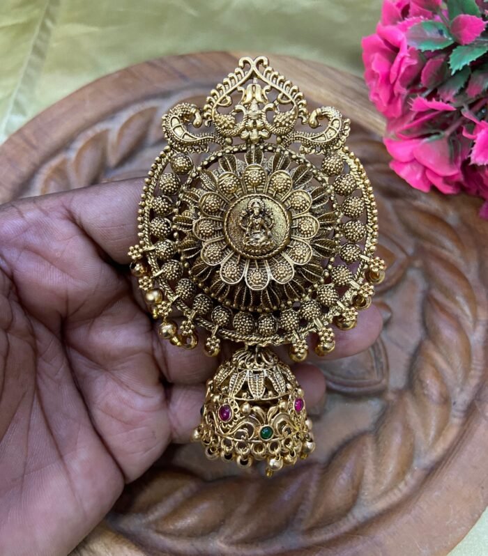 Jadai Billai Lakshmi big pendant