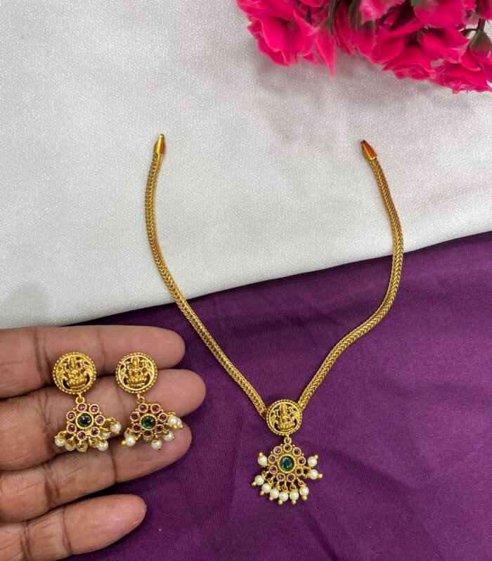 Simple Attigai With earings (new23)