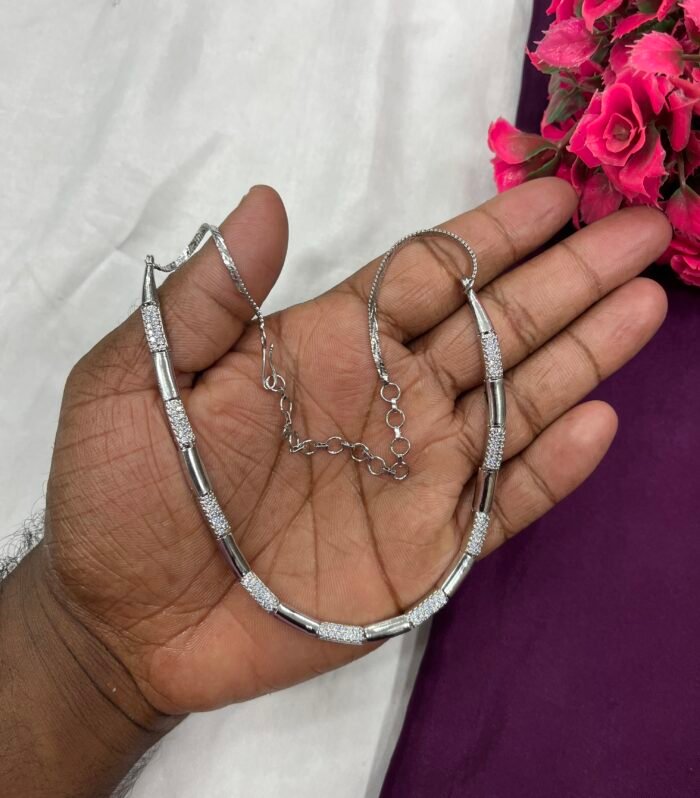 Simple Silver Polish necklace Look like Platinum Design